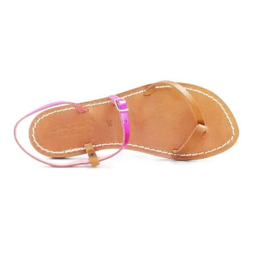 Tong sandales plates en cuir marron pour femme