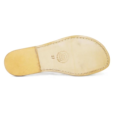 Sandales plates marron clair et argent pour femme