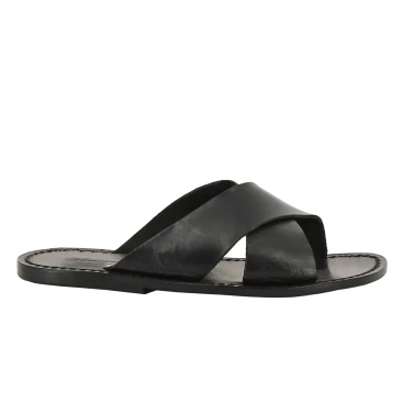Zapatillas de cuero hecho a mano en Italia en cuero negro