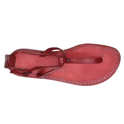 Las mujeres sandalias en cuero rojo hecha a mano en Italia