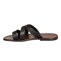 Nu-pieds pour homme en cuir marron foncé travaillé à la main