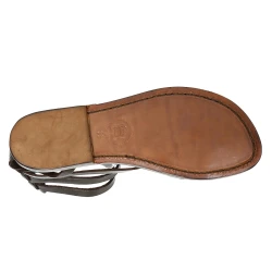 Spartiates cuir marron pour femme travaillé à la main