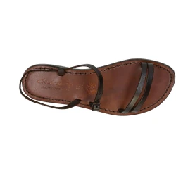 Sandales plates en cuir marron pour femme