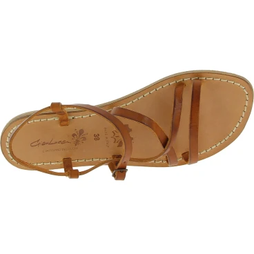 Sandales plates pour femme en cuir marron travaillé à la main en Italie