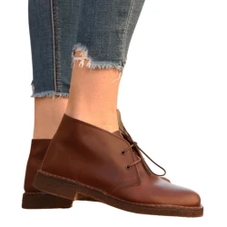 Botas desierto para mujer de cuero marrón oscuro Hecho a mano en Italia