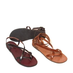 Sandales pour femme en cuir travaillé à la main marron