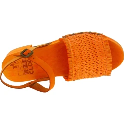 Zueco tacón de madera naranja con banda de cuero tejido