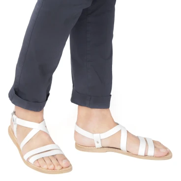 Sandalias franciscanas para hombre en piel blanca artesanal