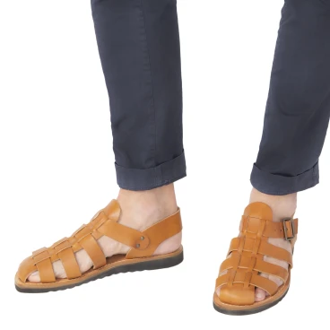 Handmade in Italy men's fisherman sandals in tan leather