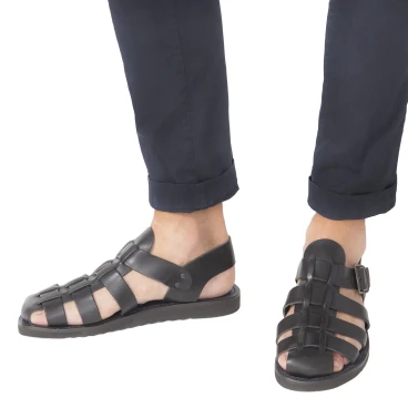 Handmade in Italy men's fisherman sandals in black leather