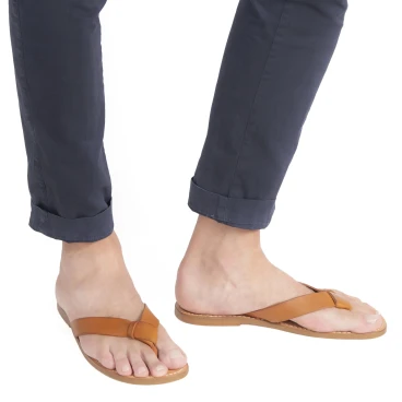 Chanclas de cuero marrón para hombres artisanales