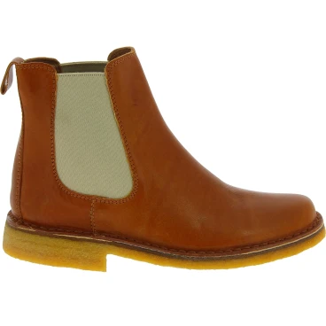 Women tan leather chelsea boot with natural rubber sole