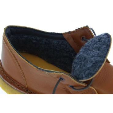 Women's tan leather low top shoes with winter lining