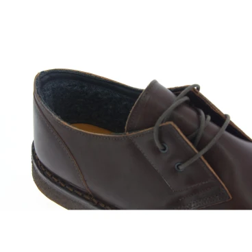 Scarpe basse da donna in pelle marrone scuro con fodera in agnello