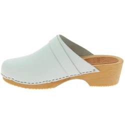 Wooden clogs for women with closed upper in white leather