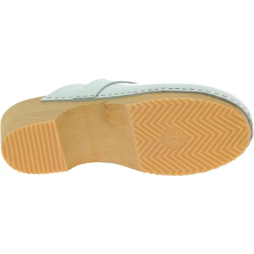 Zuecos de madera para mujer con parte superior cerrada en cuero blanco