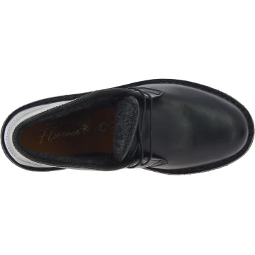 Women's black leather chukka boots with winter lining