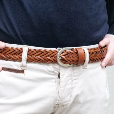 Handmade braided belt in tan vegetable tanned leather