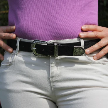 Ceinture en cuir noir pour femme avec boucle western