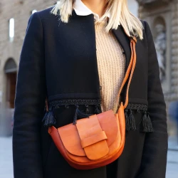 Minibag artigianale da donna in morbida pelle Made in Italy