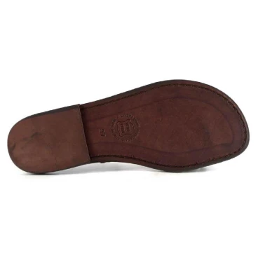 Sandales tongs femme en cuir marron travaillé à la main en Italie