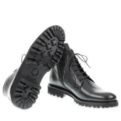 Lace-up boot in black antiqued calfskin - Fratelli Borgioli - Italian craftsmanship