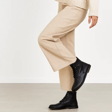 Men's black leather ankle boots handmade in Italy